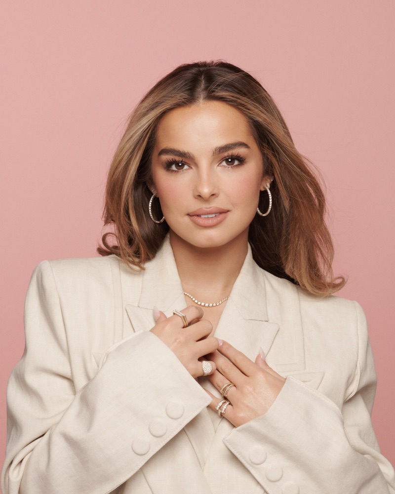 Addison Rae, Warm Autumn color analysis