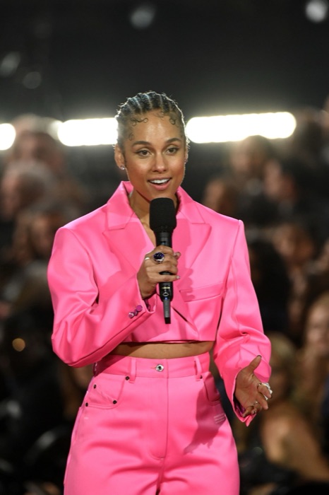 Alicia Keys in Pastel Pink