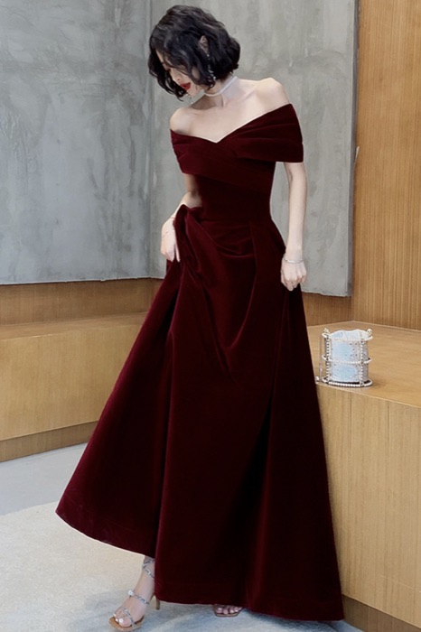 Aubrey Plaza wearing Burgundy