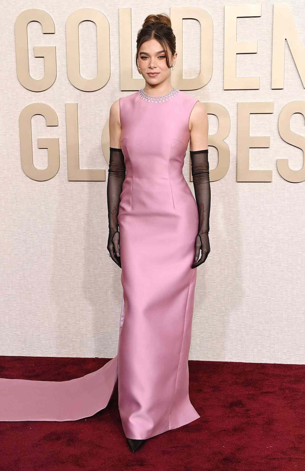 Hailee Steinfeld in Hot Pink