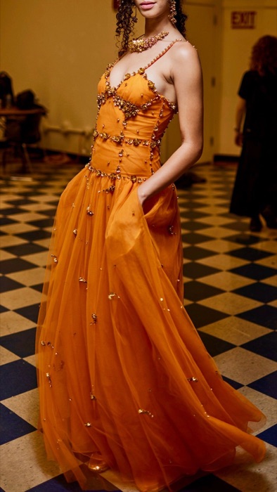 Hunter Schafer in Pumpkin