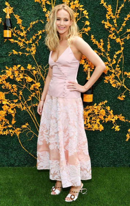Jennifer Lawrence wearing Muted Mauve