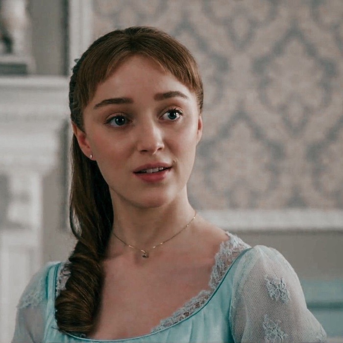 Phoebe Dynevor wearing Light Jade