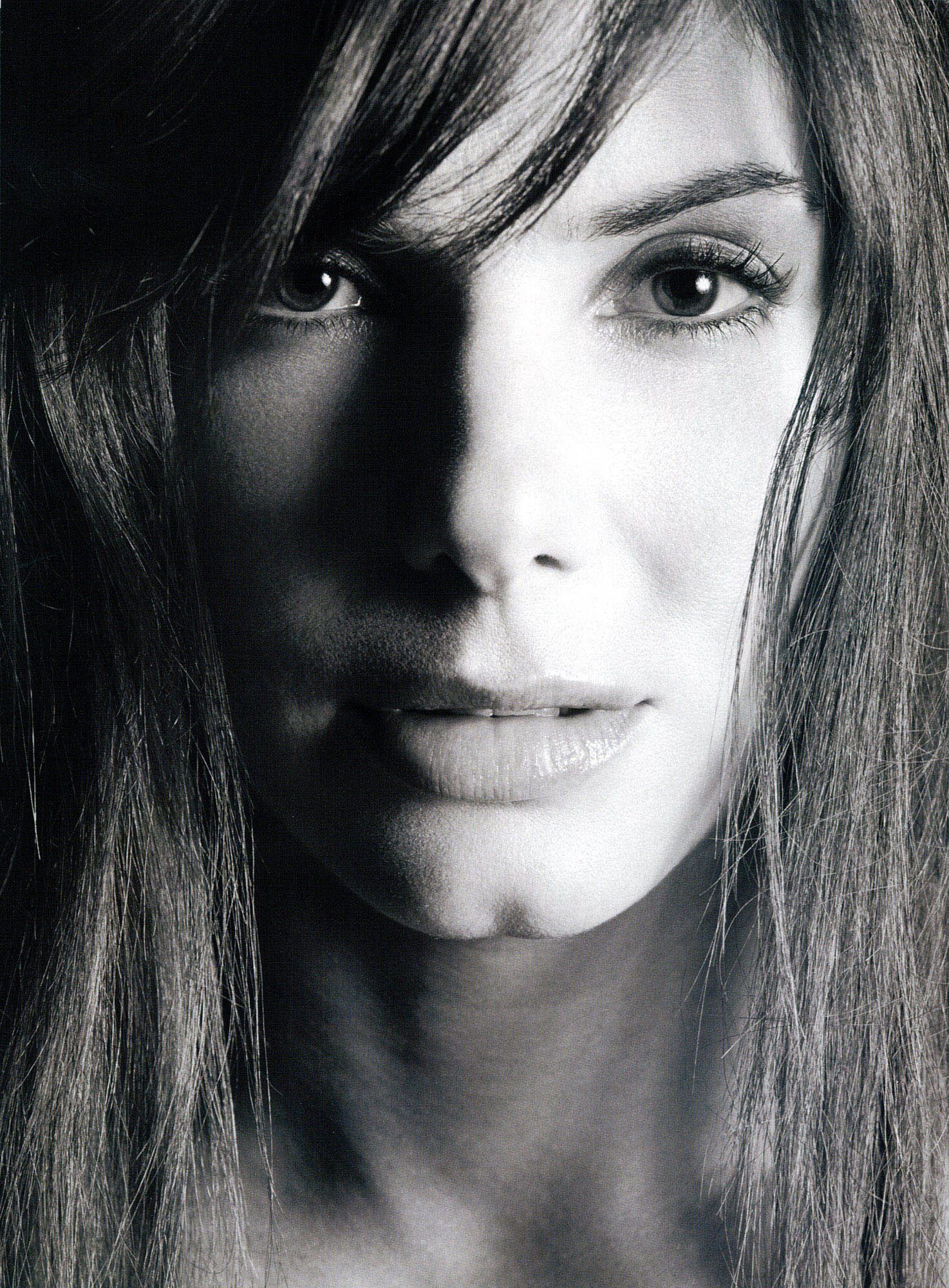 Sandra Bullock — Warm Autumn color analysis