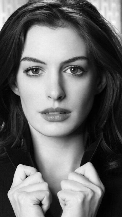 Anne Hathaway